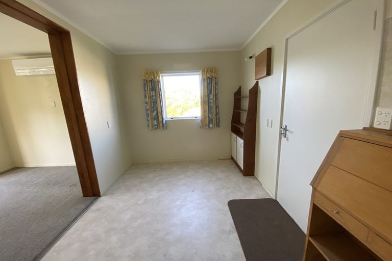 Photo of property in 17 Kapiti Lane, Otaki Beach, Otaki, 5512