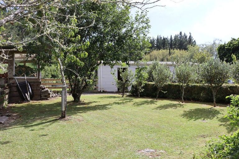 Photo of property in 1653 Mokau Road, Uruti, Urenui, 4379