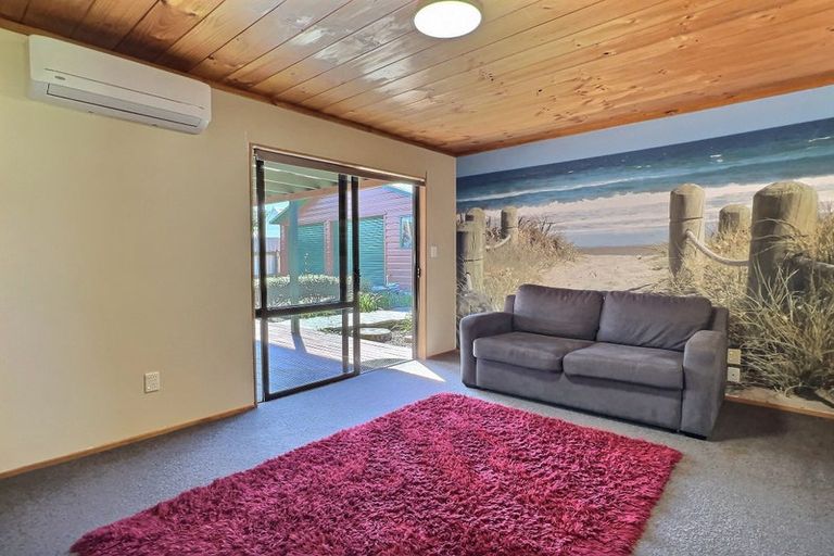 Photo of property in 404 Main North Road, Bay View, Napier, 4104