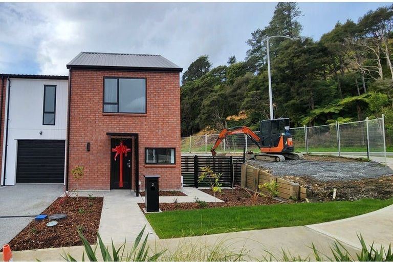 Photo of property in 2 Doug Jensen Street, Wallaceville, Upper Hutt, 5018