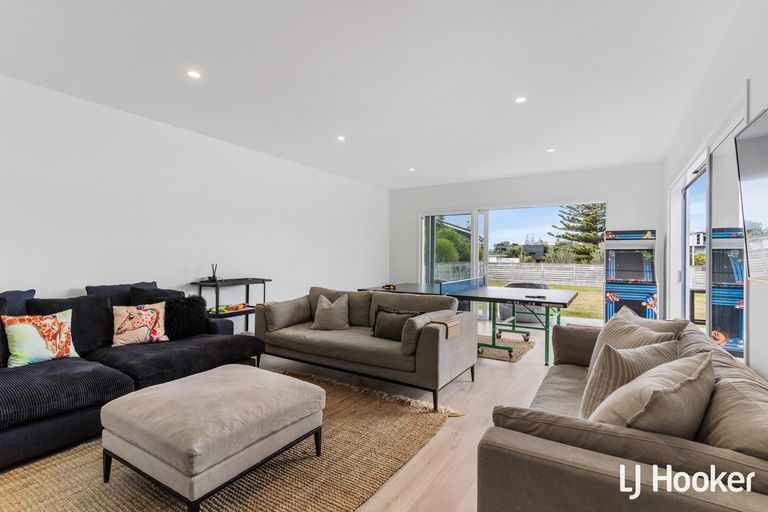 Photo of property in 1 Ayr Street, Waihi Beach, 3611