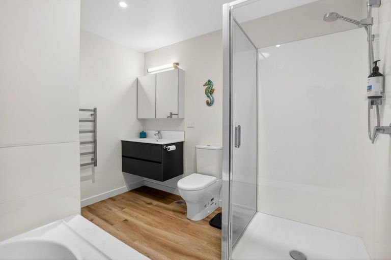 Photo of property in 28 Walter Merton Road, Hobsonville, Auckland, 0616