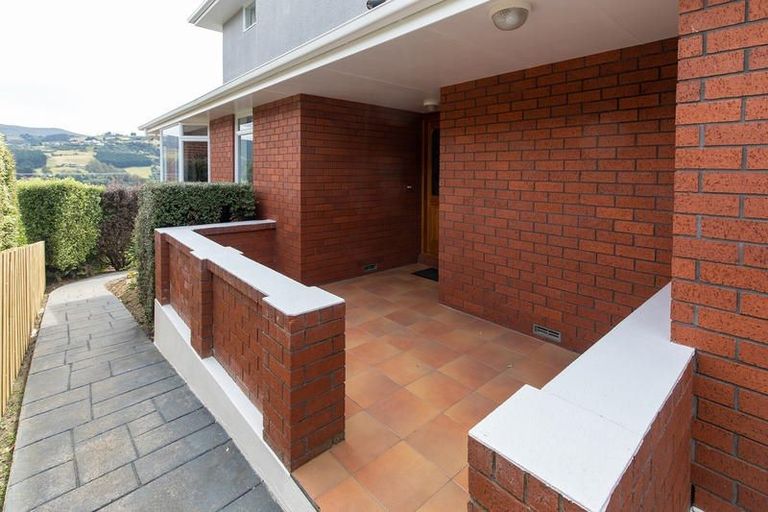 Photo of property in 126 Signal Hill Road, Opoho, Dunedin, 9010
