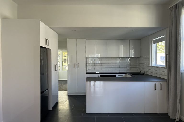 Photo of property in 39 Austin Street, Mount Victoria, Wellington, 6011