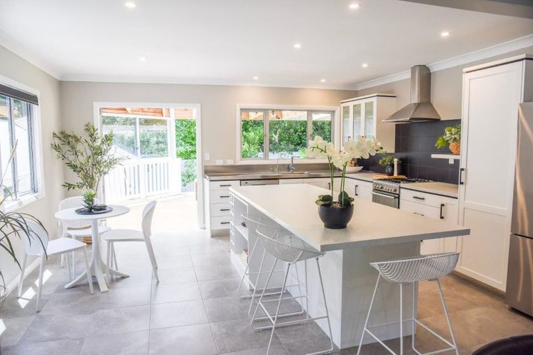 Photo of property in 5 Barton Street, Strandon, New Plymouth, 4312