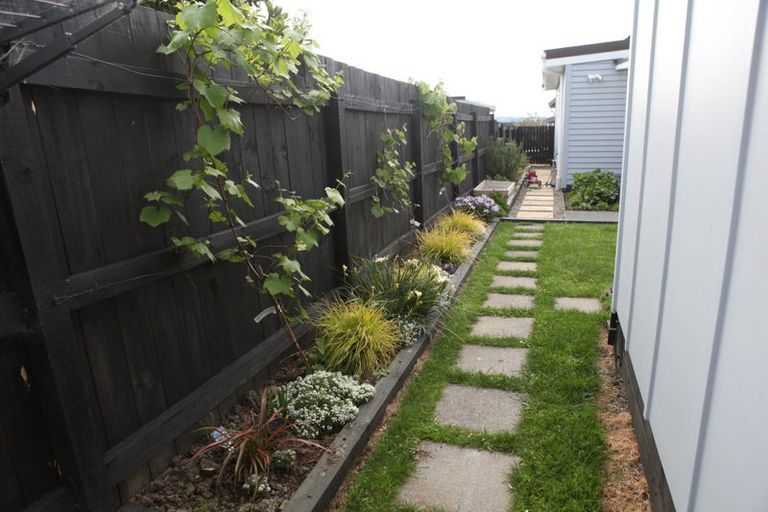 Photo of property in 26 Dakota Avenue, Beach Haven, Auckland, 0626