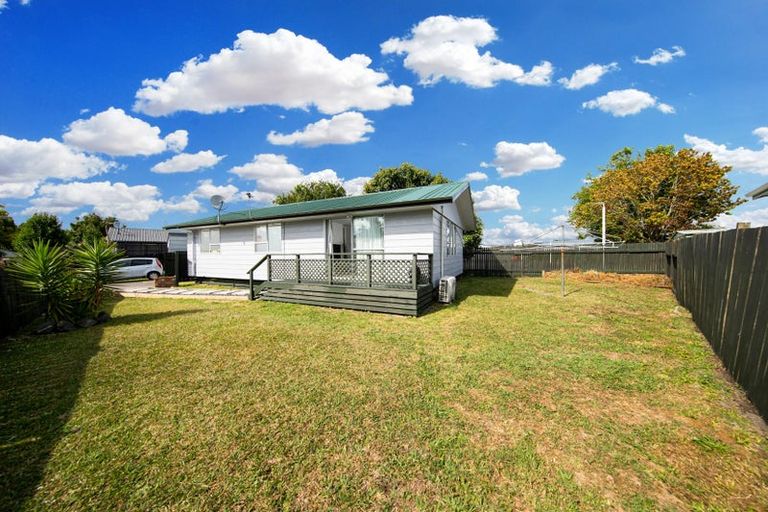 Photo of property in 1/164 Universal Drive, Henderson, Auckland, 0610