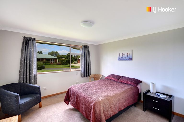 Photo of property in Willowfield Development, 6/80 Formby Street, Outram, 9019