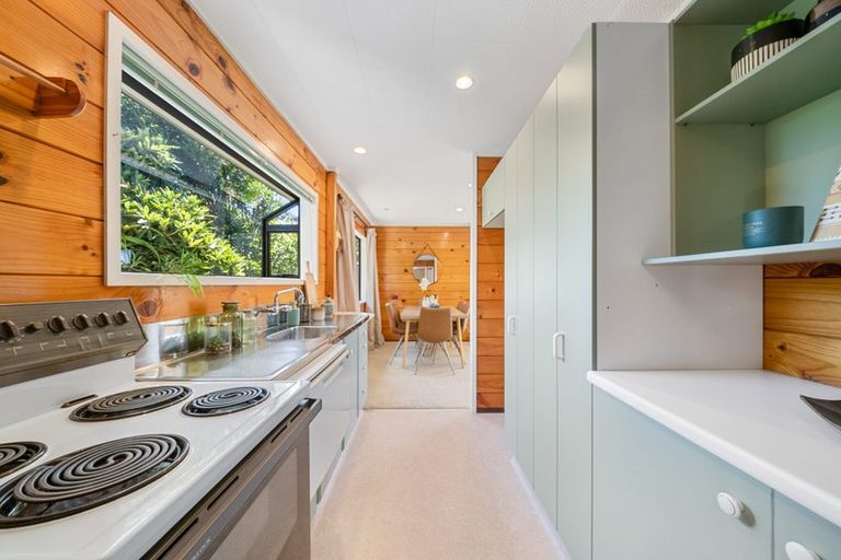 Photo of property in 31 Dale Road, Raumati South, Paraparaumu, 5032