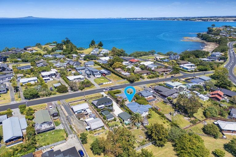 Photo of property in 14 Tiri Road, Manly, Whangaparaoa, 0930