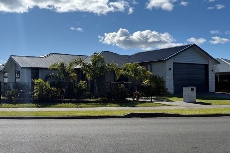 Photo of property in 12 Goodwin Crescent, Pyes Pa, Tauranga, 3112