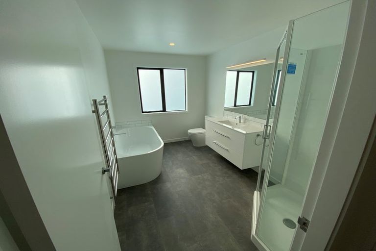 Photo of property in 422 Ohiro Road, Brooklyn, Wellington, 6021