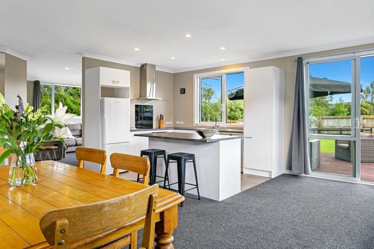 Photo of property in 38 Kenrigg Road, Kinloch, Taupo, 3377