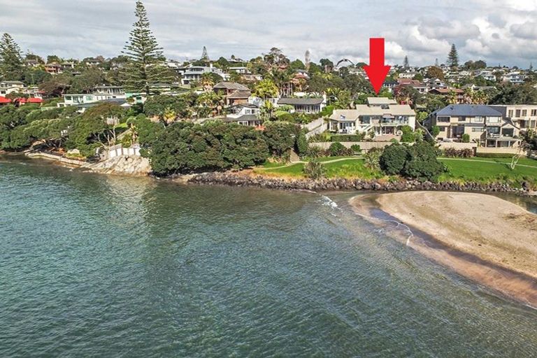 Photo of property in 24 Whitby Crescent, Mairangi Bay, Auckland, 0630