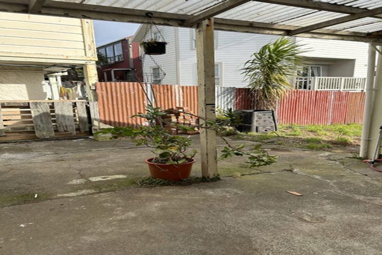 Photo of property in 218 Adelaide Road, Newtown, Wellington, 6021