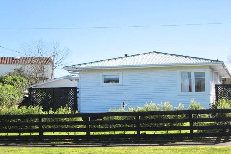 Photo of property in 7 Gardiner Place, Havelock North, 4130