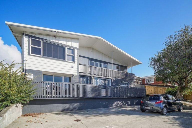 Photo of property in 15 Larne Avenue, Pakuranga Heights, Auckland, 2010