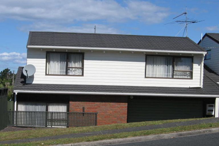 Photo of property in 2/165 Oaktree Avenue, Browns Bay, Auckland, 0630