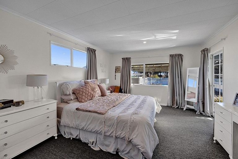 Photo of property in 1288 Normanby Road, Manaia, Hawera, 4678