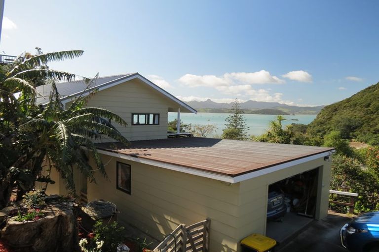 Photo of property in 2385 Wyuna Bay Road, Wyuna Bay, Coromandel, 3581