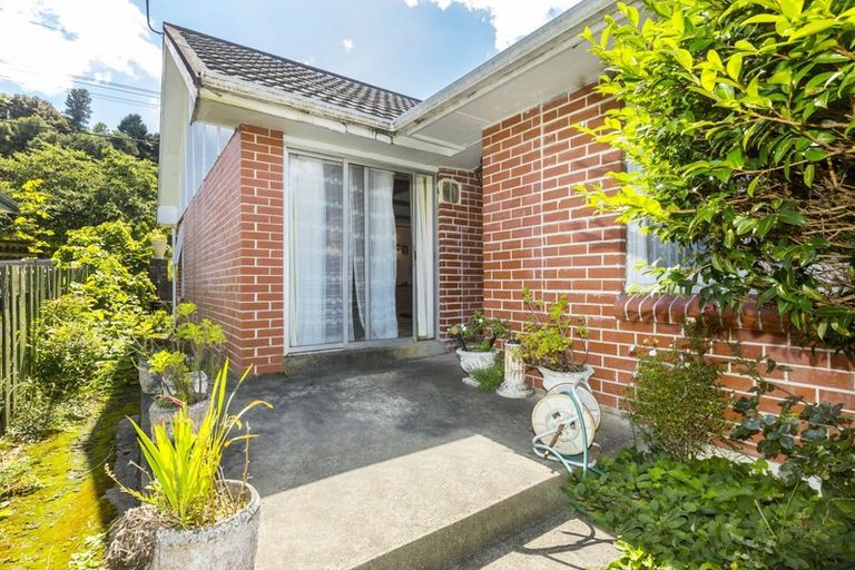 Photo of property in 30 Gillespies Road, Birchville, Upper Hutt, 5018