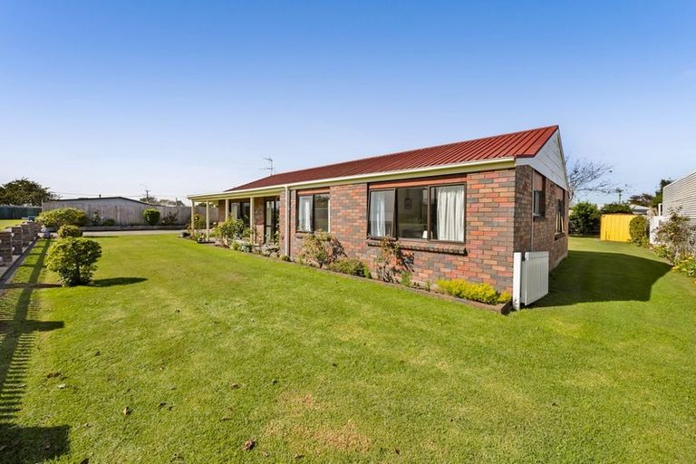 Photo of property in 21 Robson Street, Normanby, Hawera, 4614
