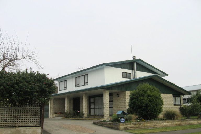 Photo of property in 10 Otatara Road, Taradale, Napier, 4112