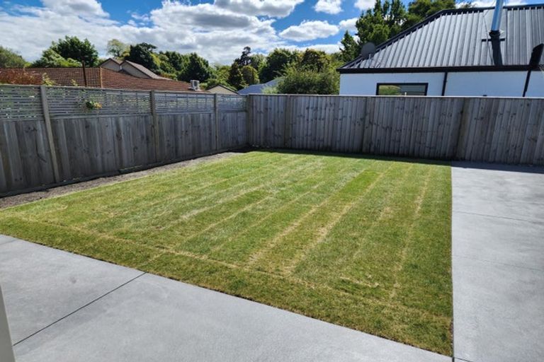 Photo of property in 5 Old Stone Lane, Cracroft, Christchurch, 8022