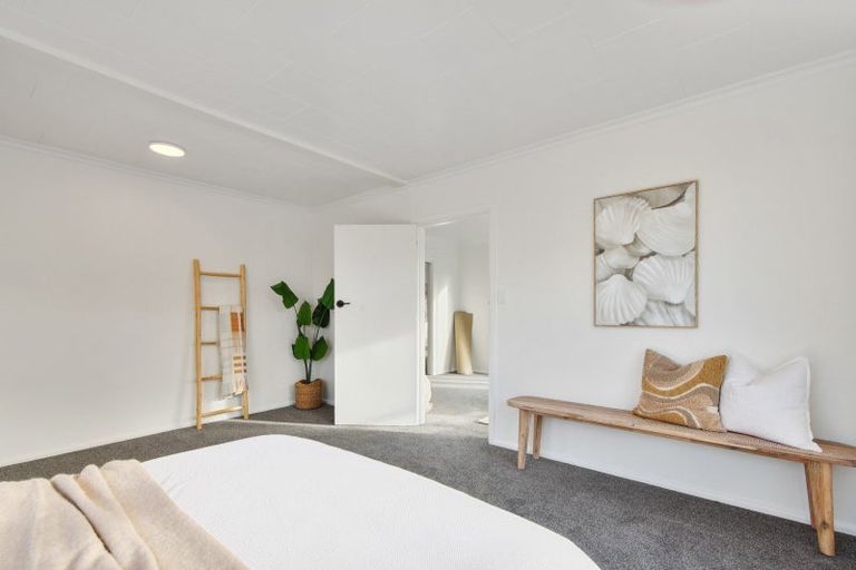 Photo of property in 17 Doreen Street, Aranui, Christchurch, 8061