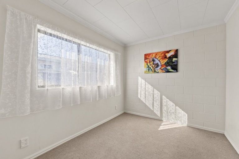 Photo of property in 2/2 Langbein Street, Stoke, Nelson, 7011