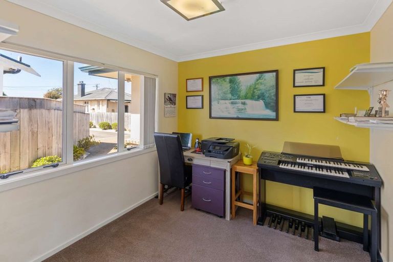 Photo of property in 3 Pharazyn Street, Gonville, Whanganui, 4500