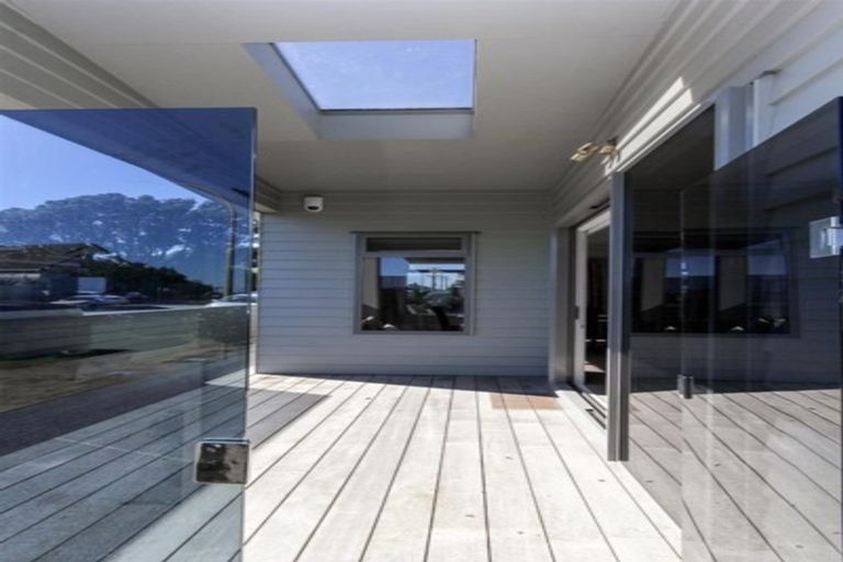 Photo of property in 16 Buller Street, New Plymouth, 4310