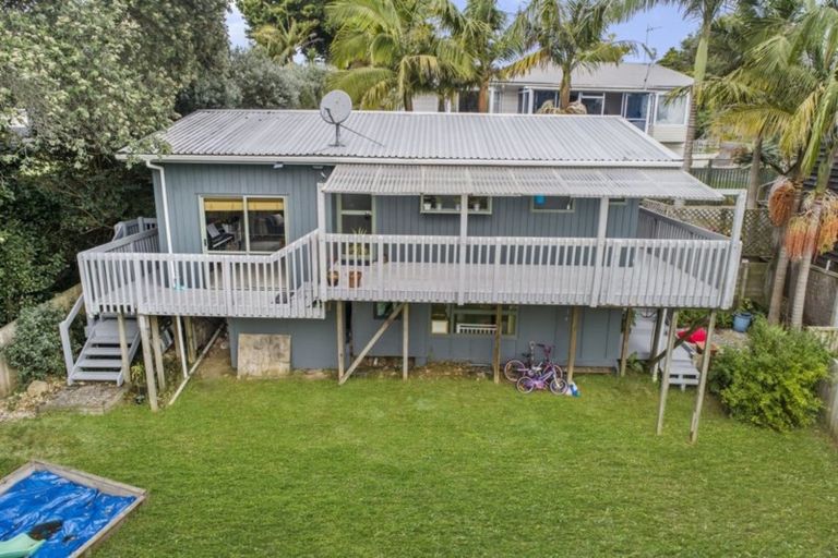 Photo of property in 22b Hutchinsons Road, Bucklands Beach, Auckland, 2014