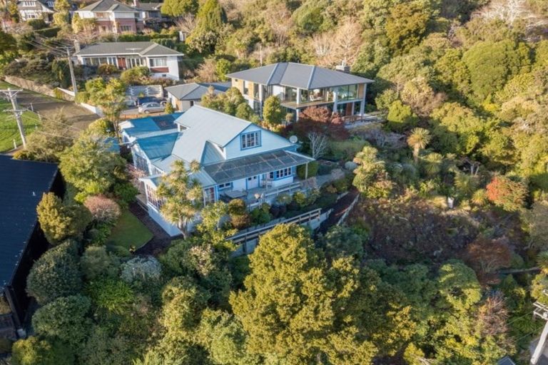 Photo of property in 6 Marion Street, Macandrew Bay, Dunedin, 9014