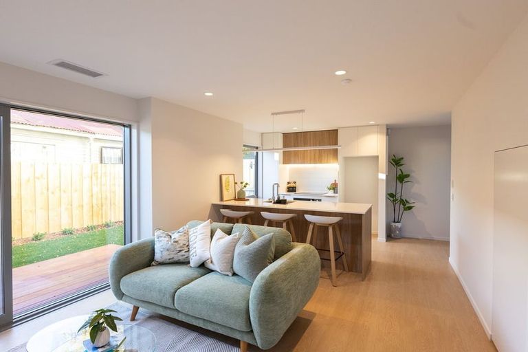 Photo of property in 2/140 Huxley Street, Sydenham, Christchurch, 8023