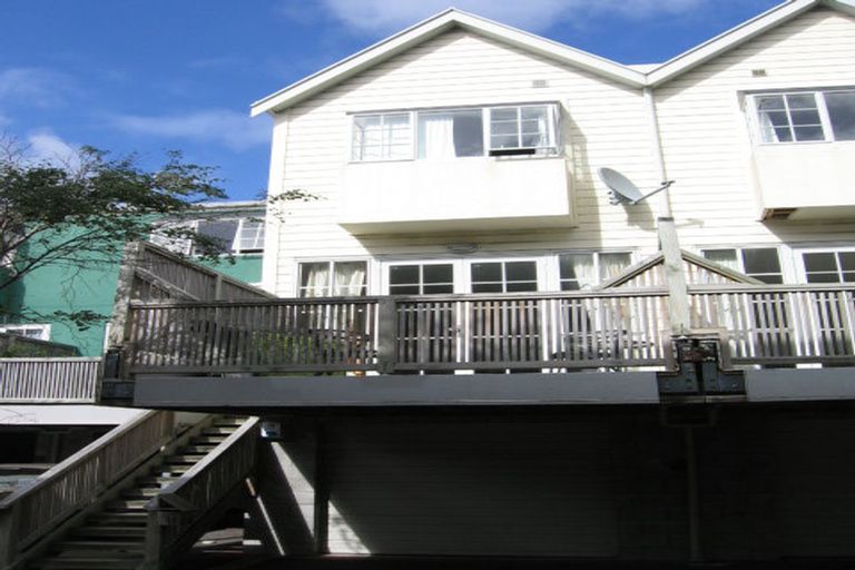 Photo of property in 37 Little George Street, Thorndon, Wellington, 6011