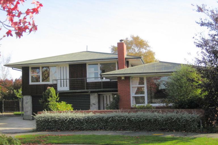 Photo of property in 14 Moorpark Place, Ilam, Christchurch, 8041