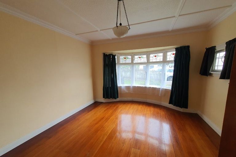 Photo of property in 9 Akatea Street, Berhampore, Wellington, 6023