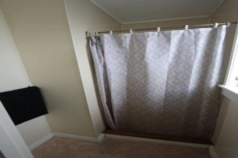 Photo of property in 6 Fairs Road, Milson, Palmerston North, 4414