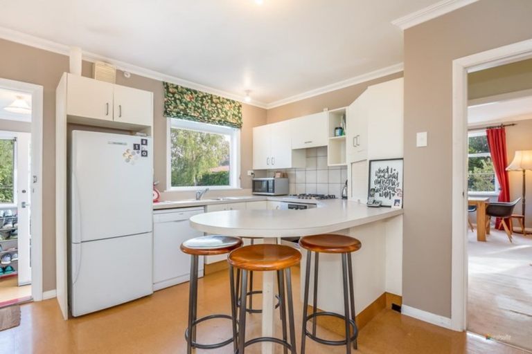 Photo of property in 27 Trafalgar Street, Waiwhetu, Lower Hutt, 5010