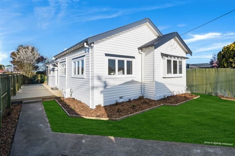 Photo of property in 6 Badger Street, Parklands, Christchurch, 8083