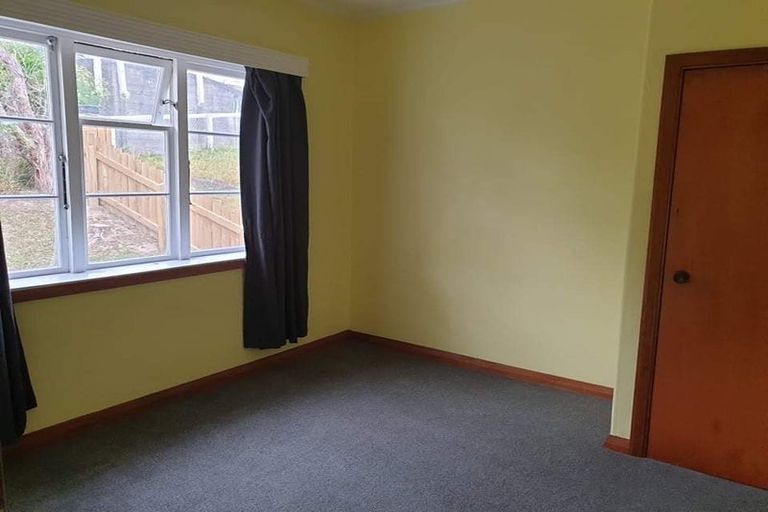 Photo of property in 40 Bould Street, Johnsonville, Wellington, 6037