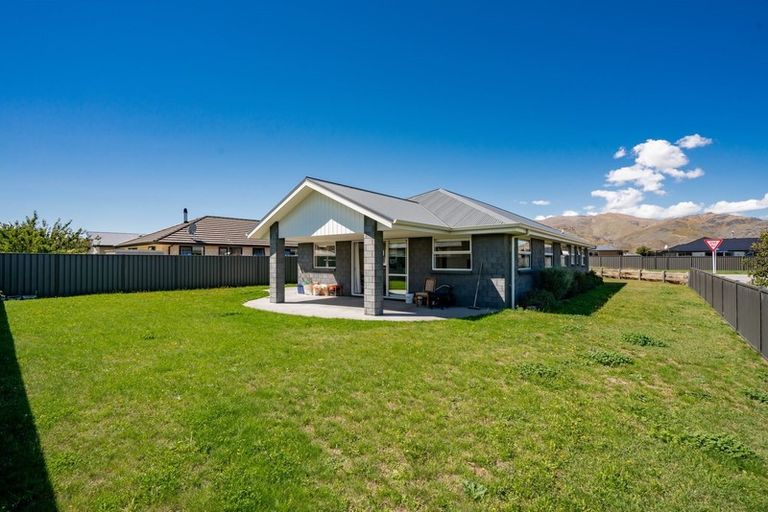 Photo of property in 20 Stowell Drive, Cromwell, 9310