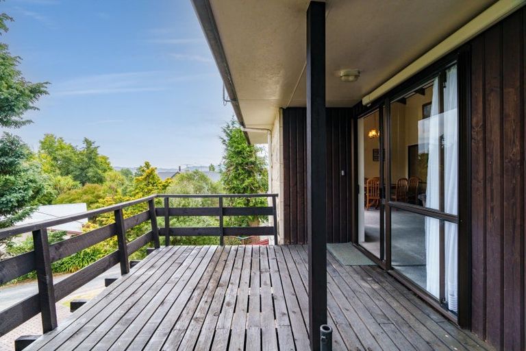 Photo of property in 72 Kinmont Crescent, Kinmont Park, Mosgiel, 9024