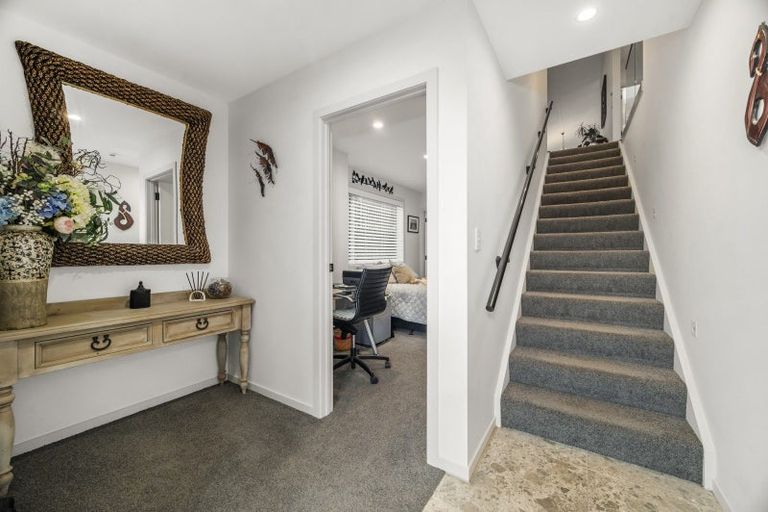 Photo of property in 70 Chesham Avenue, Waipahihi, Taupo, 3330