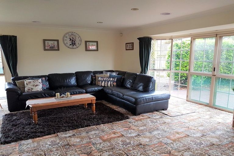 Photo of property in 25 Pohutukawa Drive, Opunake, 4616