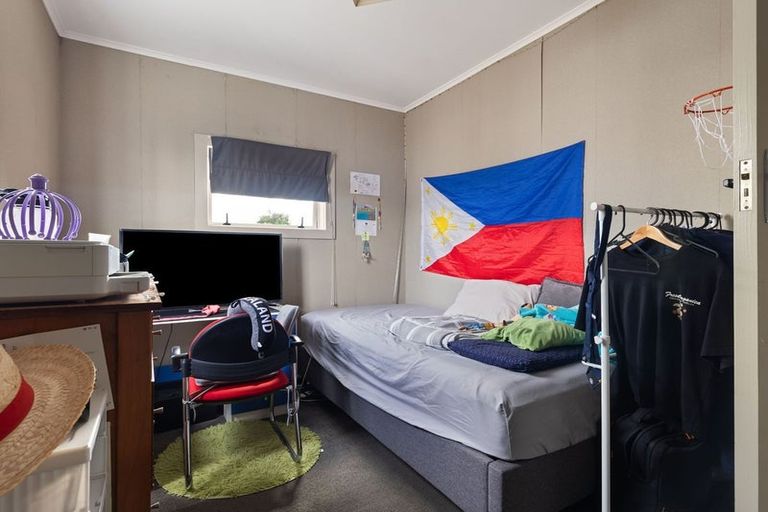 Photo of property in 21 Rewa Street, Takaro, Palmerston North, 4412