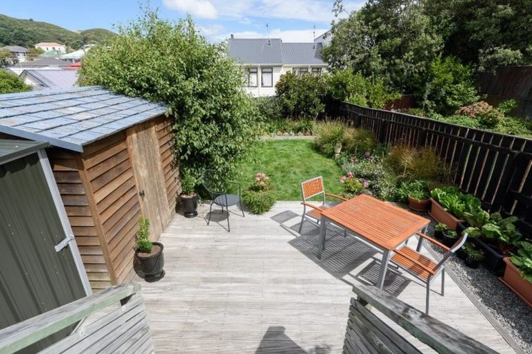 Photo of property in 61 Te Wharepouri Street, Berhampore, Wellington, 6023