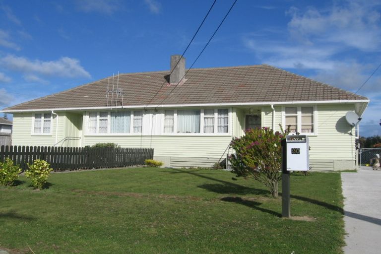 Photo of property in 20-22 Collins Crescent, Feilding, 4702