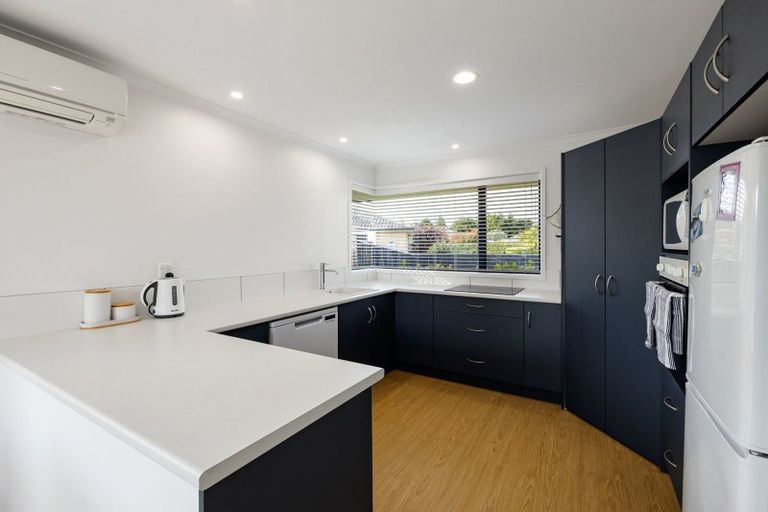 Photo of property in 13 Bellona Place, Flagstaff, Hamilton, 3210